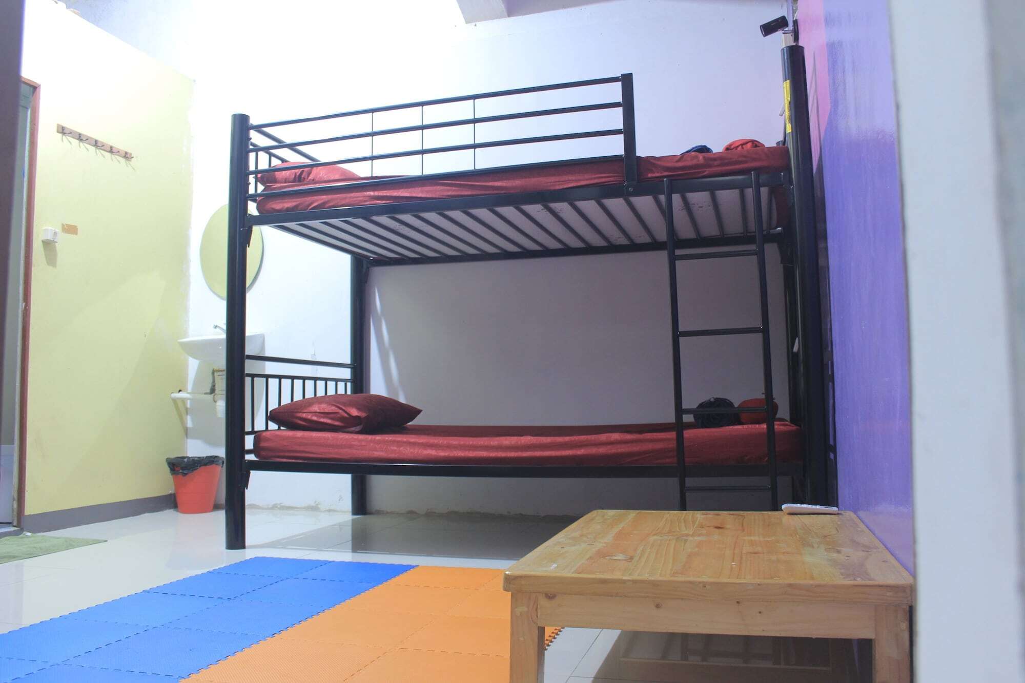 Simplycity Hostel Syariah Bandung Esterno foto