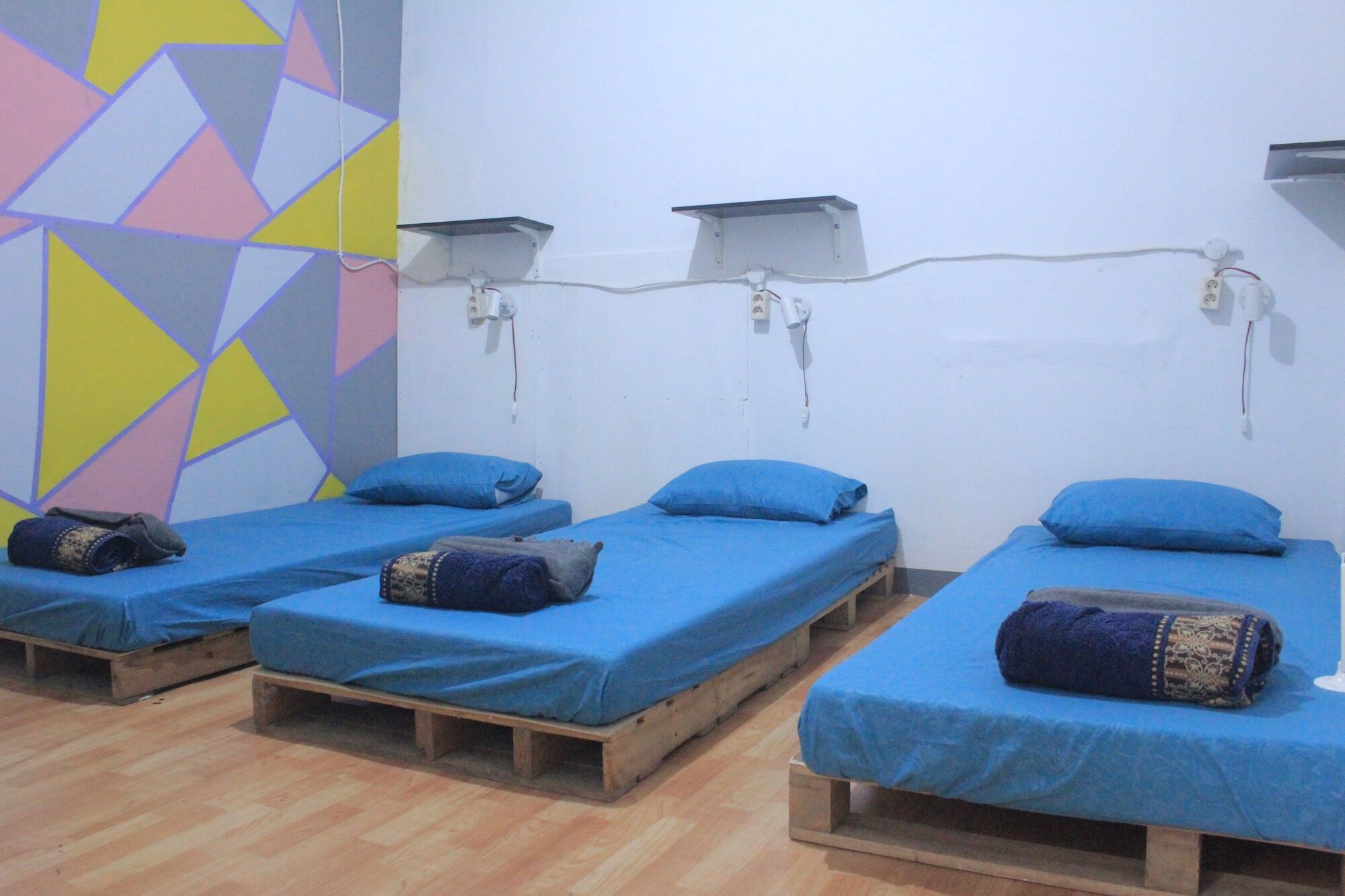 Simplycity Hostel Syariah Bandung Esterno foto