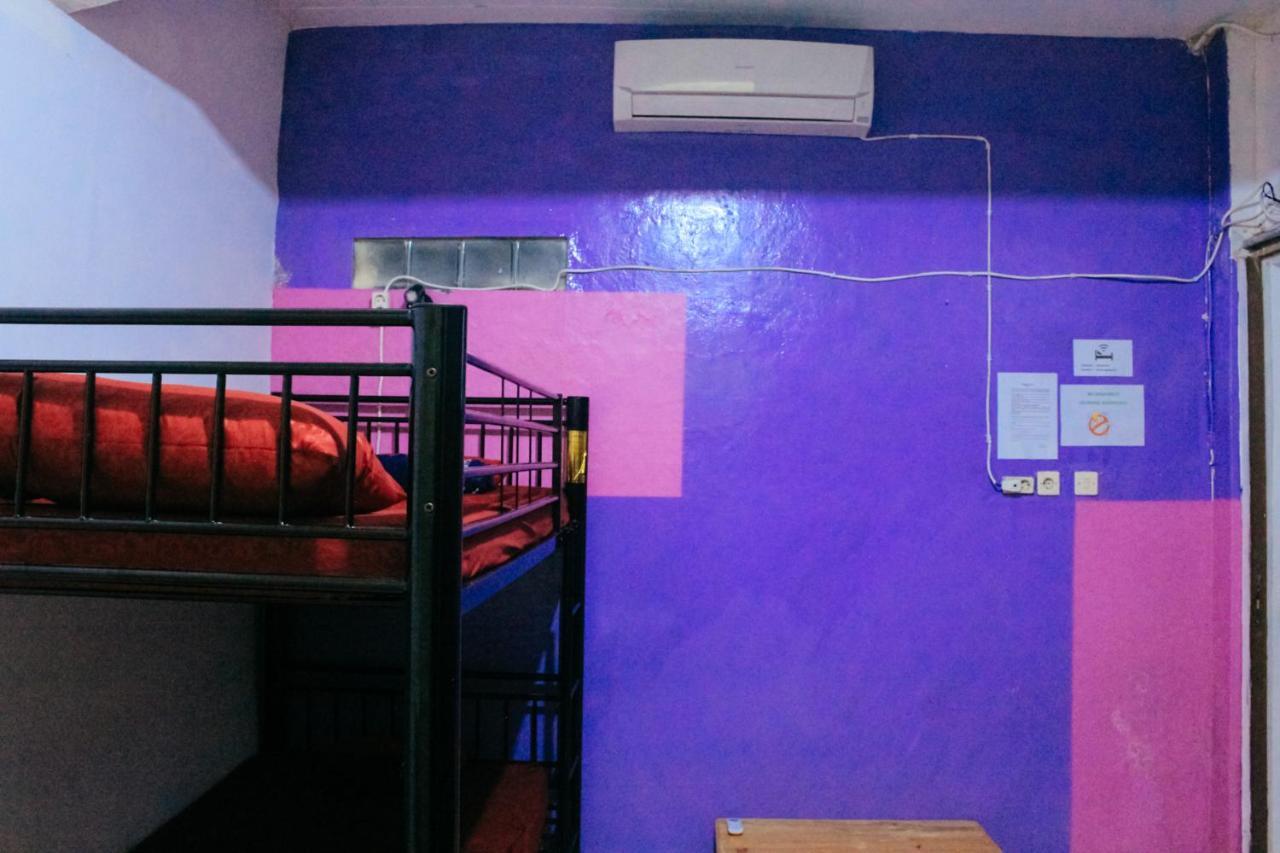 Simplycity Hostel Syariah Bandung Esterno foto