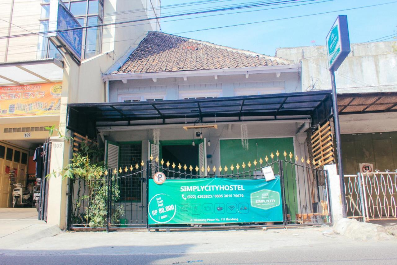 Simplycity Hostel Syariah Bandung Esterno foto