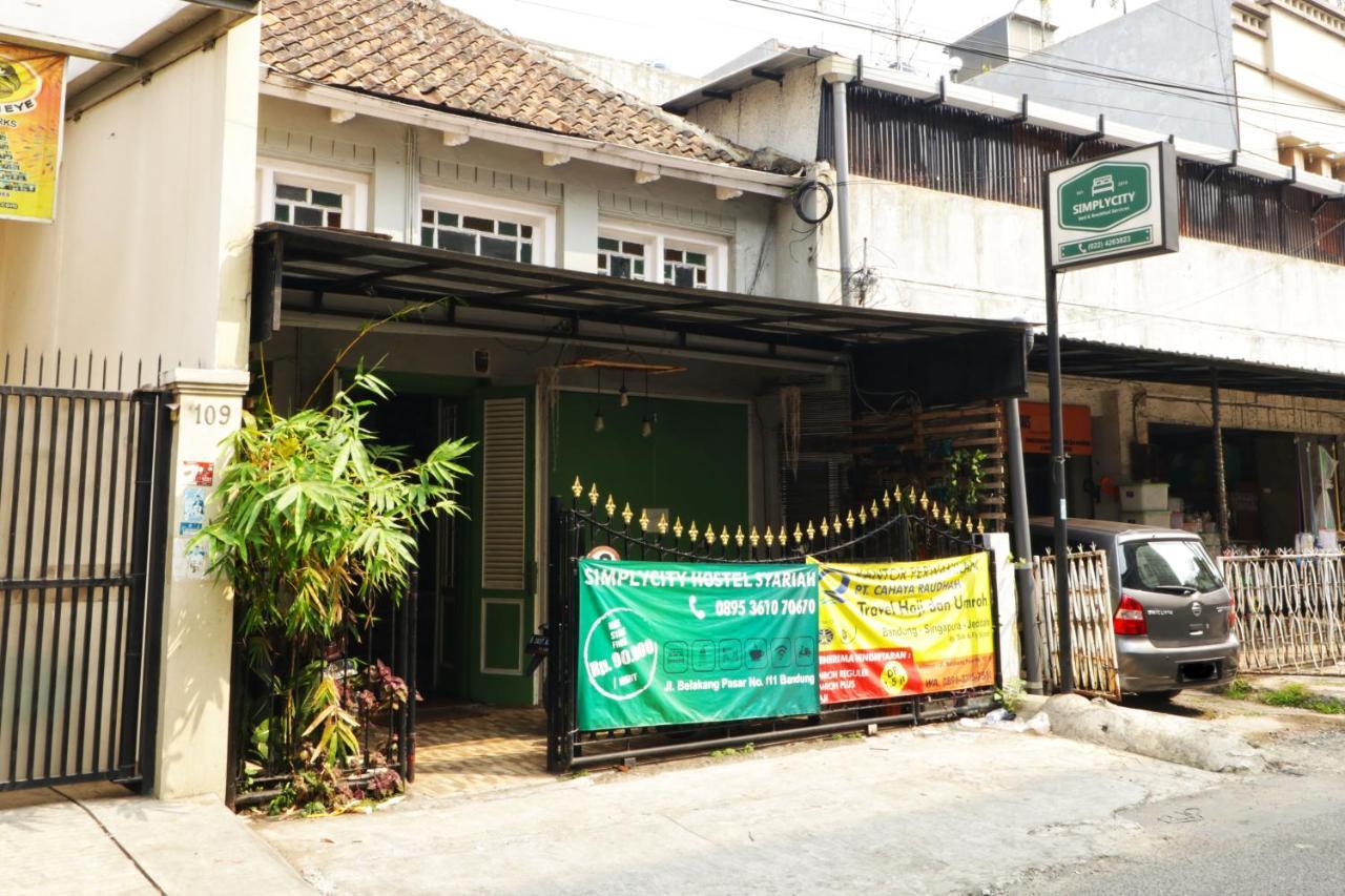 Simplycity Hostel Syariah Bandung Esterno foto