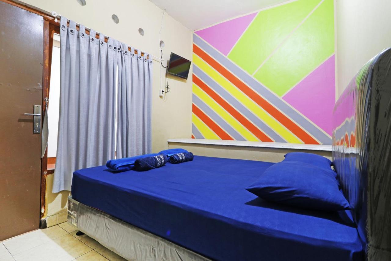 Simplycity Hostel Syariah Bandung Esterno foto